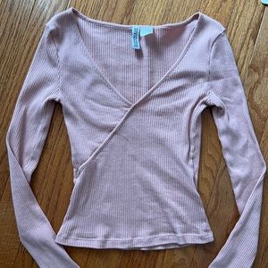 H&M DIVIDED long sleeve top!
